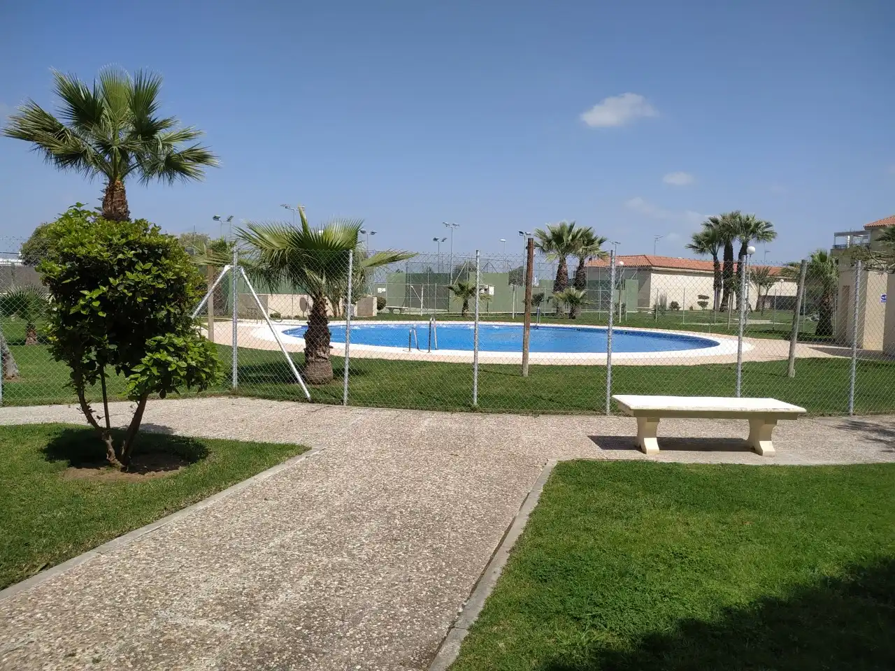 Flat for rent in Calle Rosa de los Vientos, El Pino - Bajo de Guía