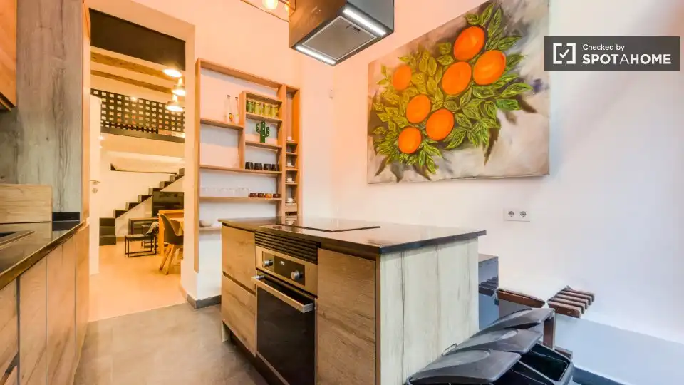 Cocina de Piso de alquiler en Barcelona con Aire acondicionado, Calefacción y Amueblado