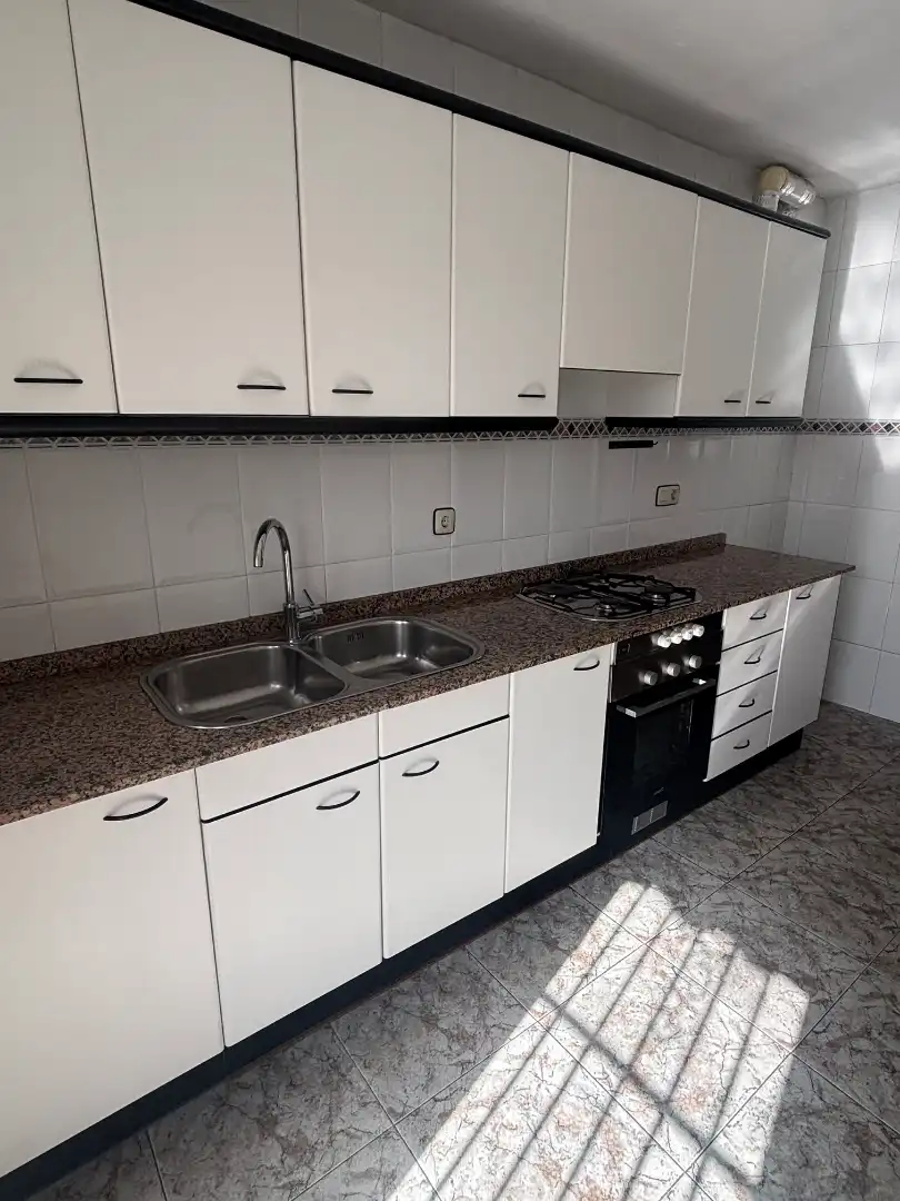 Cocina de Piso en venta en Tarragona con Calefacción y Terraza
