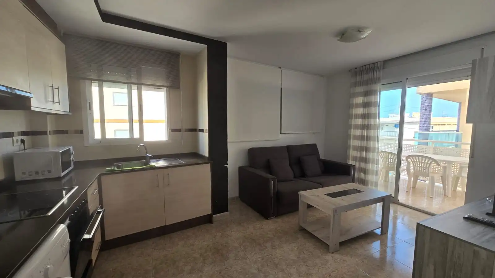 Apartment with terrace for sale in Miramar, imagen 2