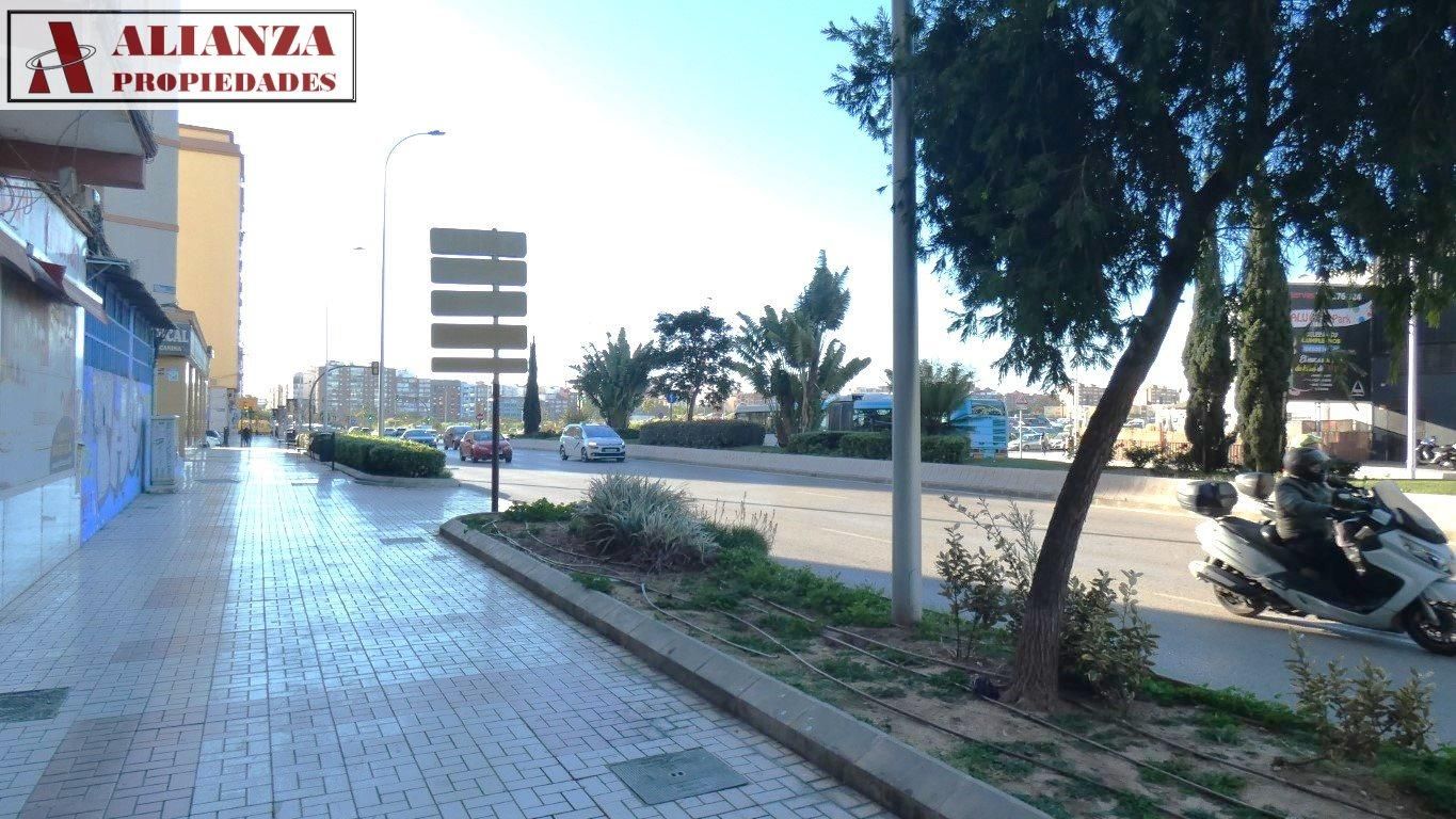 Vista exterior de Piso en venta en Málaga Capital con Aire acondicionado y Terraza