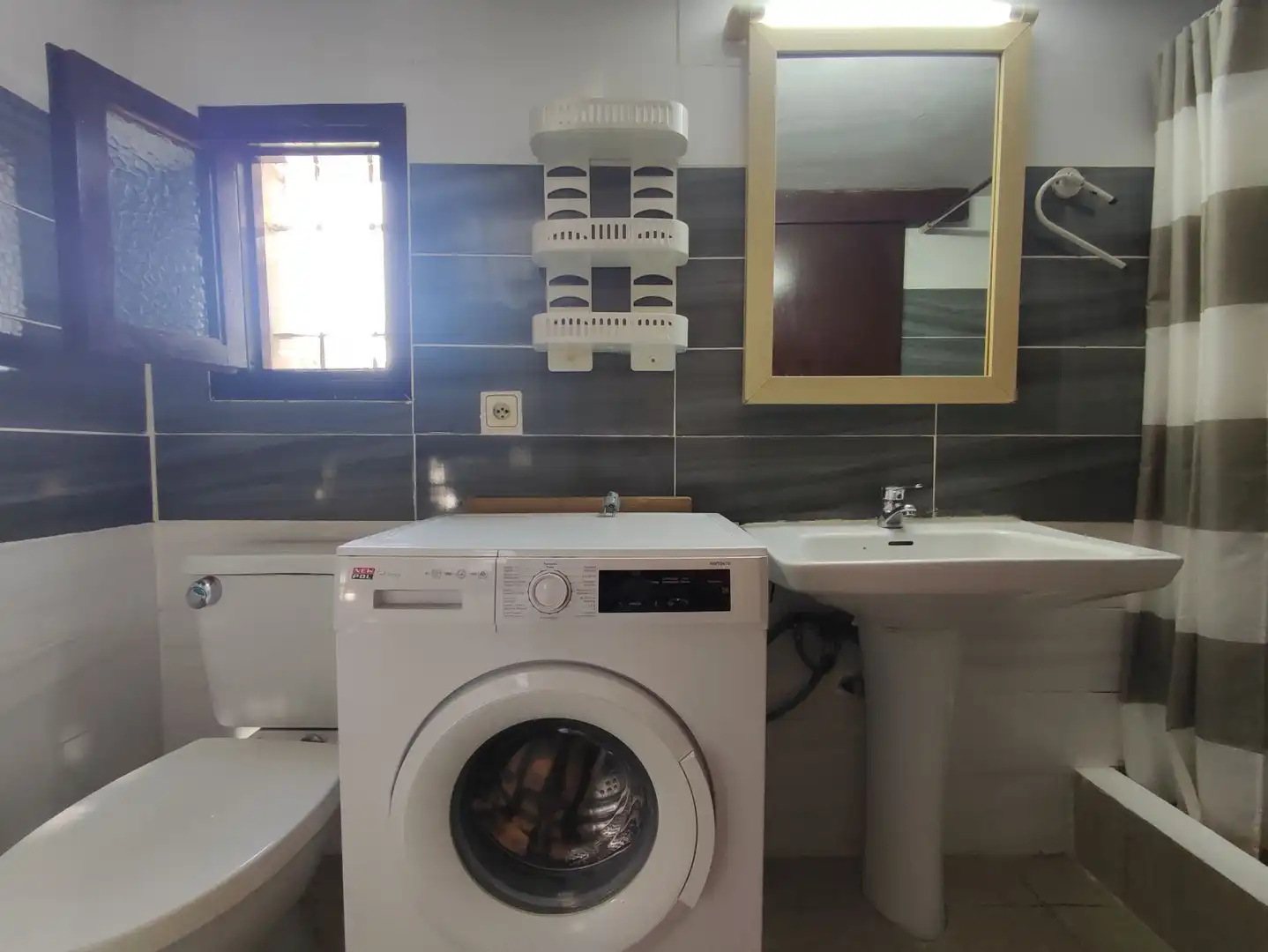 Baño de Casa o chalet en venta en Sant Josep de sa Talaia con Aire acondicionado, Calefacción y Jardín privado