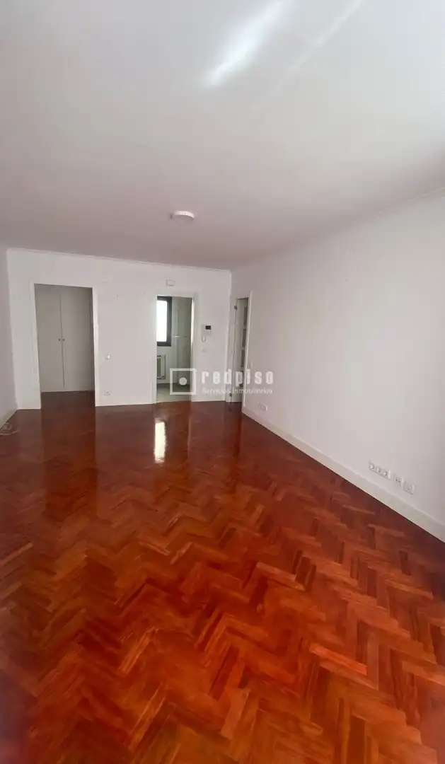 Piso de alquiler en Prosperidad
