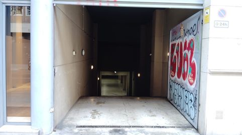 Foto 2 de Garaje de alquiler en Calle Entença, 94, La Nova Esquerra de l'Eixample, Barcelona Capital
