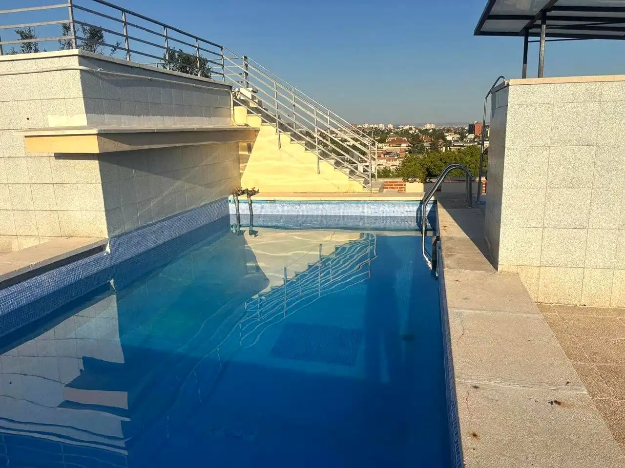 Piscina de Piso de alquiler en Chamartín