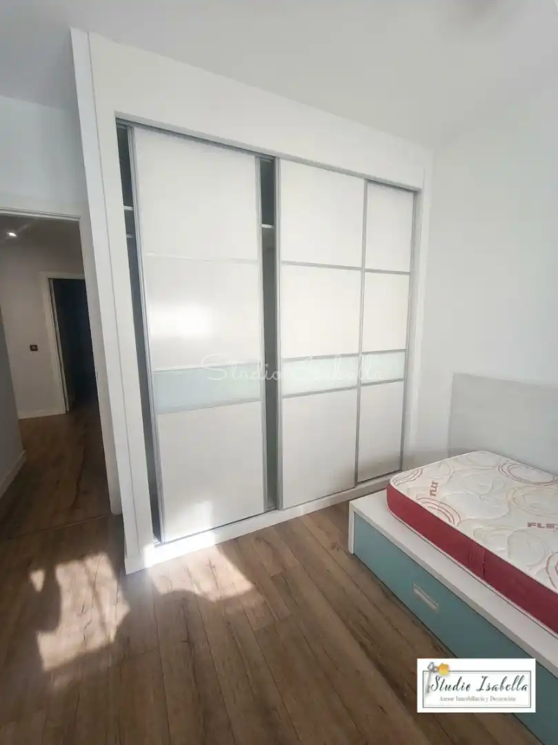 Flat with balcony to rent in Calle Río Arlés, imagen 20