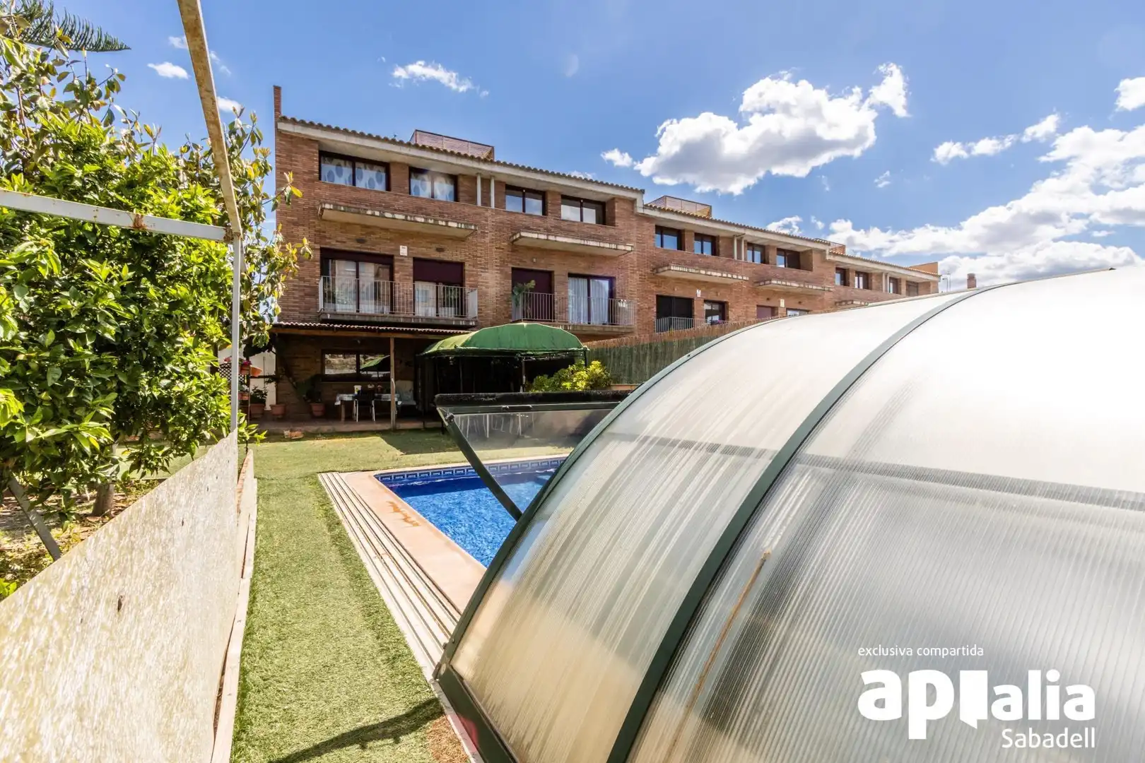 Terrassa de Casa o xalet en venda en Castellar del Vallès amb Aire condicionat, Calefacció i Jardí privat