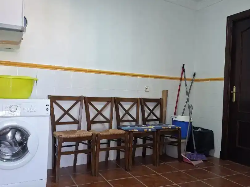 Menjador de Pis en venda en Bornos amb Aire condicionat, Jardí privat i Moblat