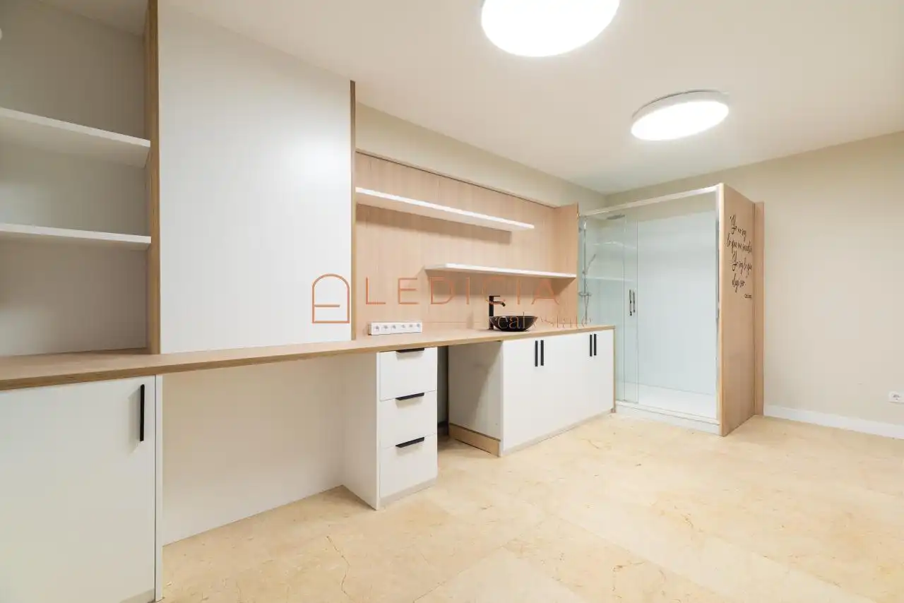 Büro zur Miete in Colon, Centro - Areal