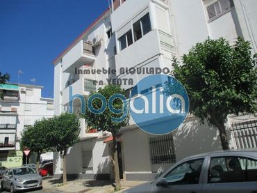 Bajo en venta en San Antonio