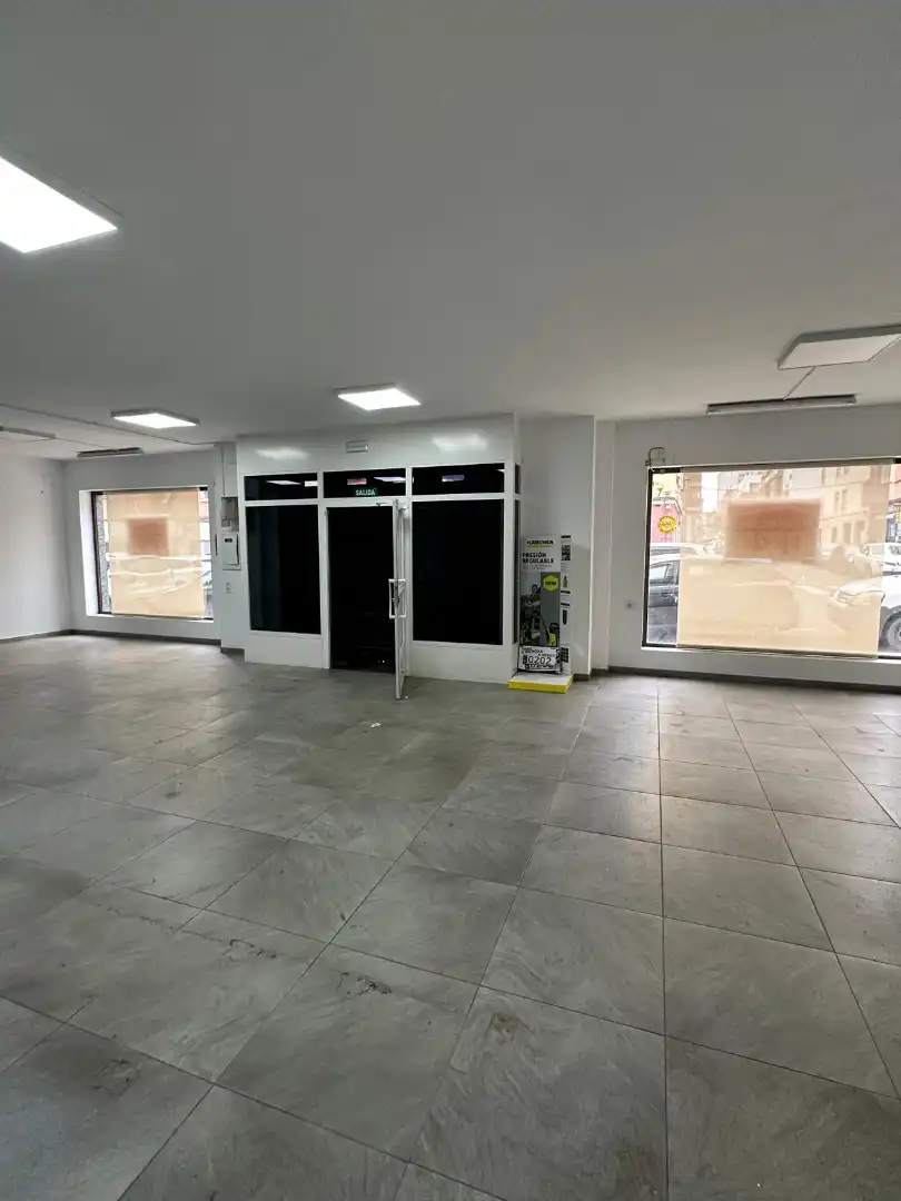 Gewerbefläche zur Miete in Casco Antiguo, imagen 2