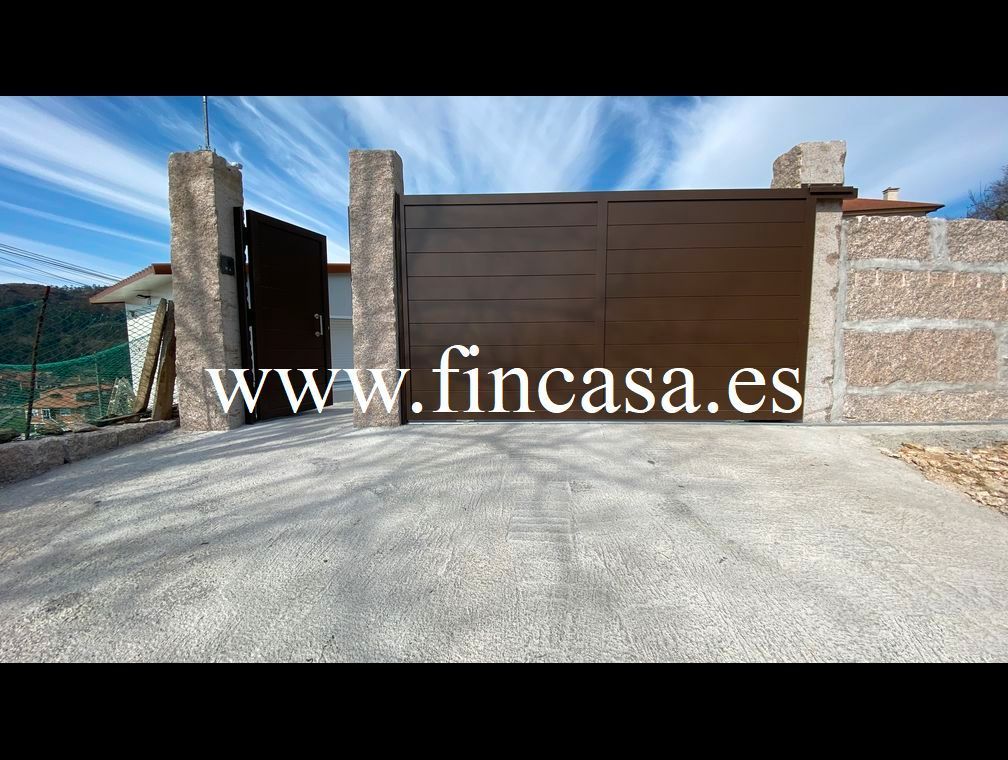 Vista exterior de Casa o chalet de alquiler en Gondomar con Calefacción, Jardín privado y Parquet