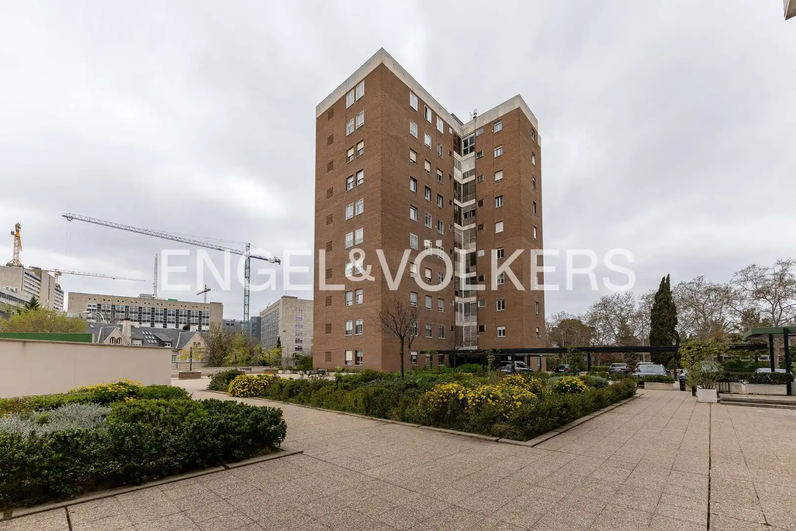 Vista exterior de Piso en venta en Madrid con Aire acondicionado, Calefacción y Parquet