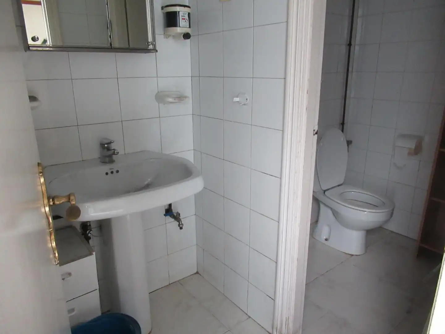 Bathroom of Flat for rent in Galdakao