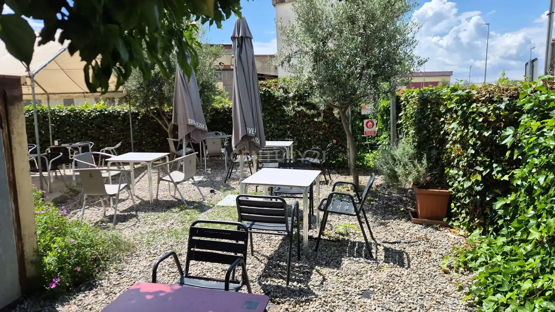 Terraza de Local en traspaso en Parets del Vallès con Aire acondicionado