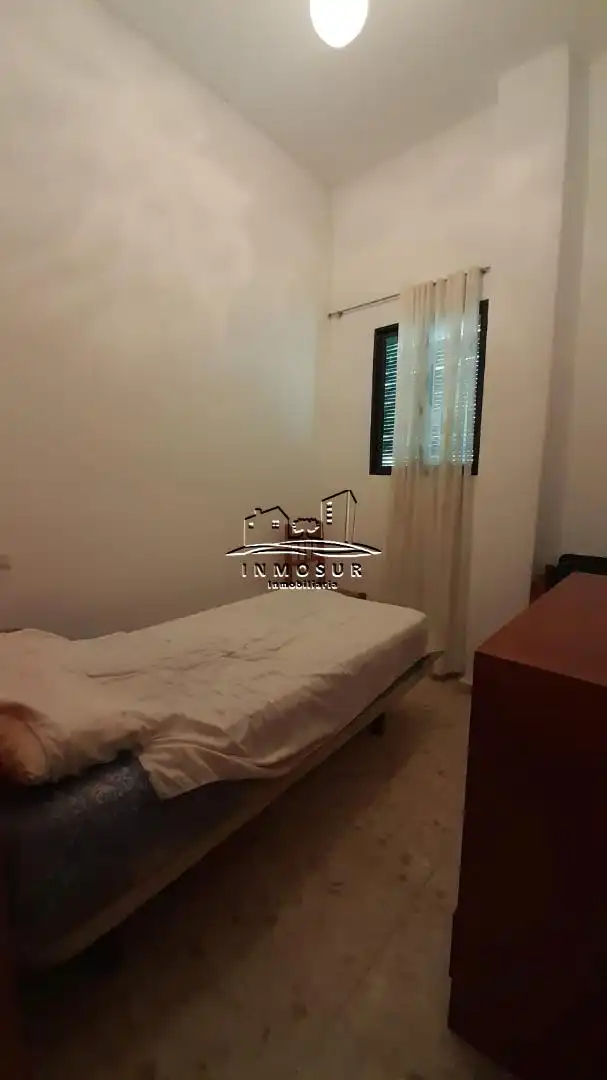 Habitación de Casa o chalet en venta en Lucena con Trastero y Piscina