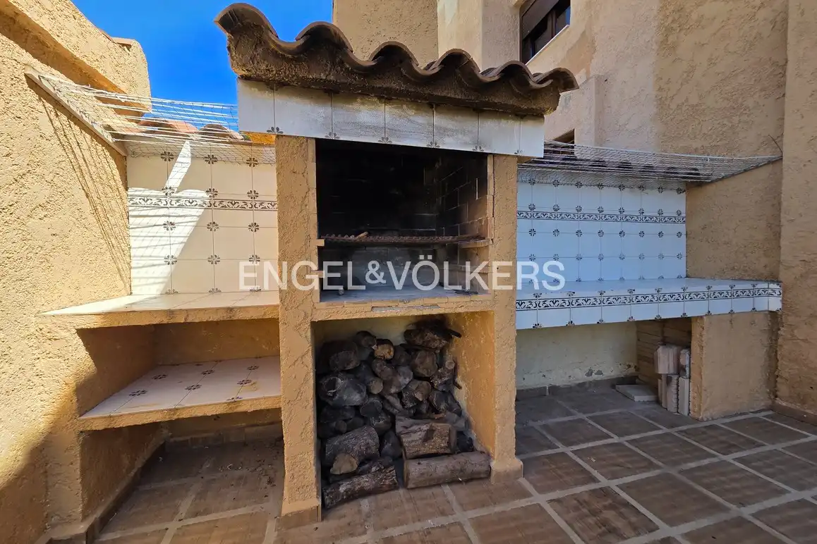 Terraza de Casa adosada en venta en Benidorm con Aire acondicionado, Jardín privado y Piscina comunitaria