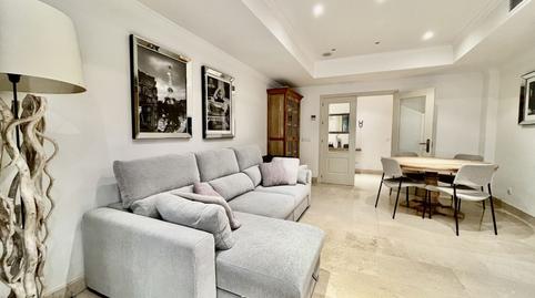 Foto 3 de Apartament en venda a Urbanización Monte Paraíso, 10, Lomas de Marbella Club, Málaga