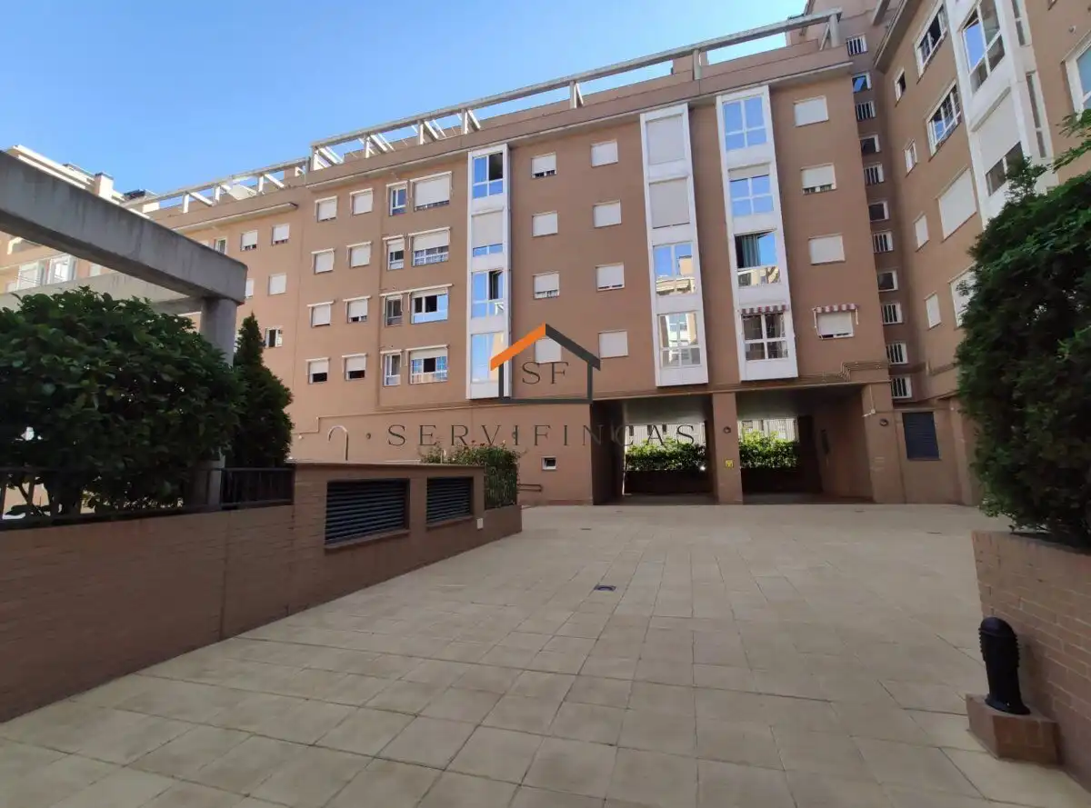 Exterior view of Flat for rent in Madrid  with Air Conditioner, Heating and Parquet flooring
