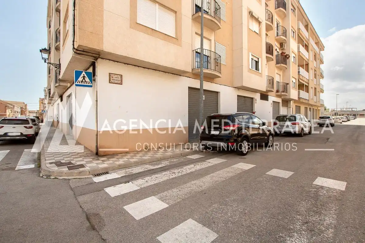 Local comercial en venda a Alcàsser