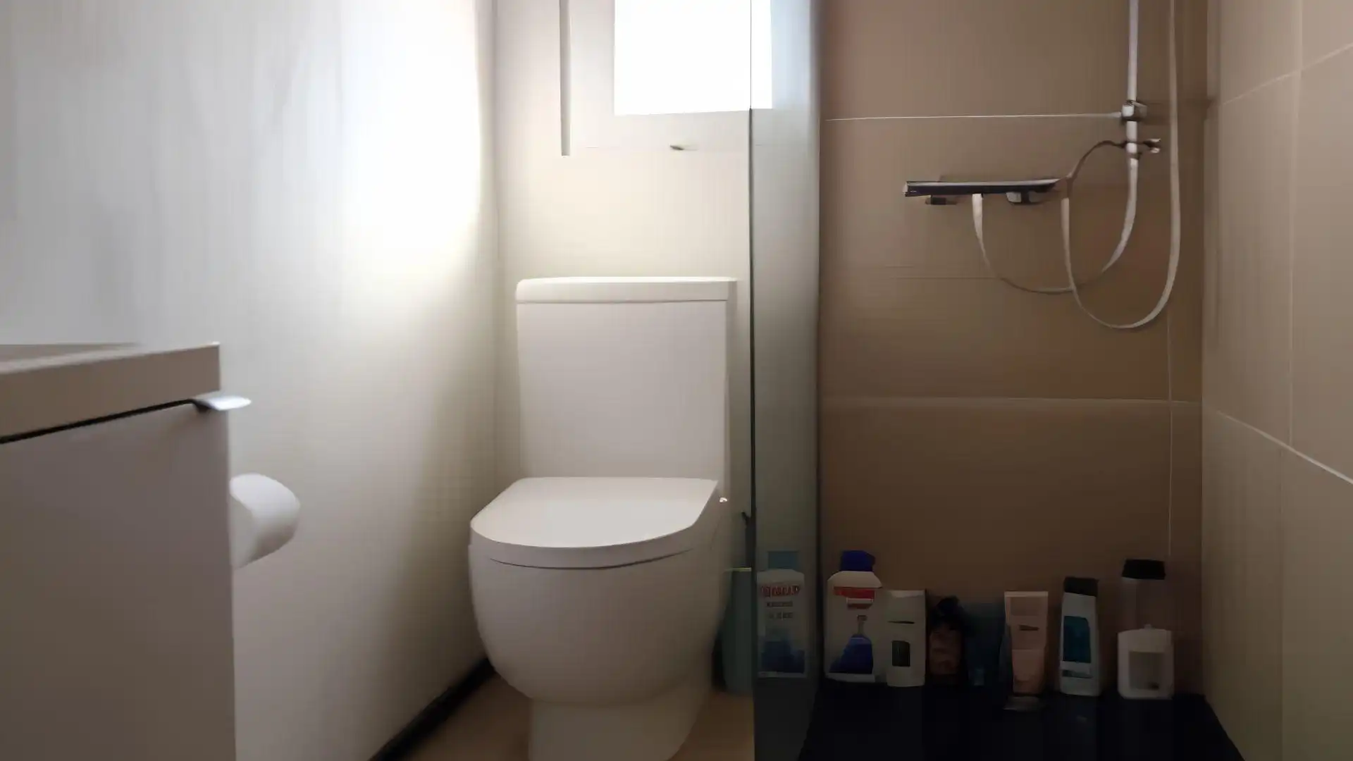 Bathroom of Houses for sale in Godelleta  with Private garden, Terrace and Furnished