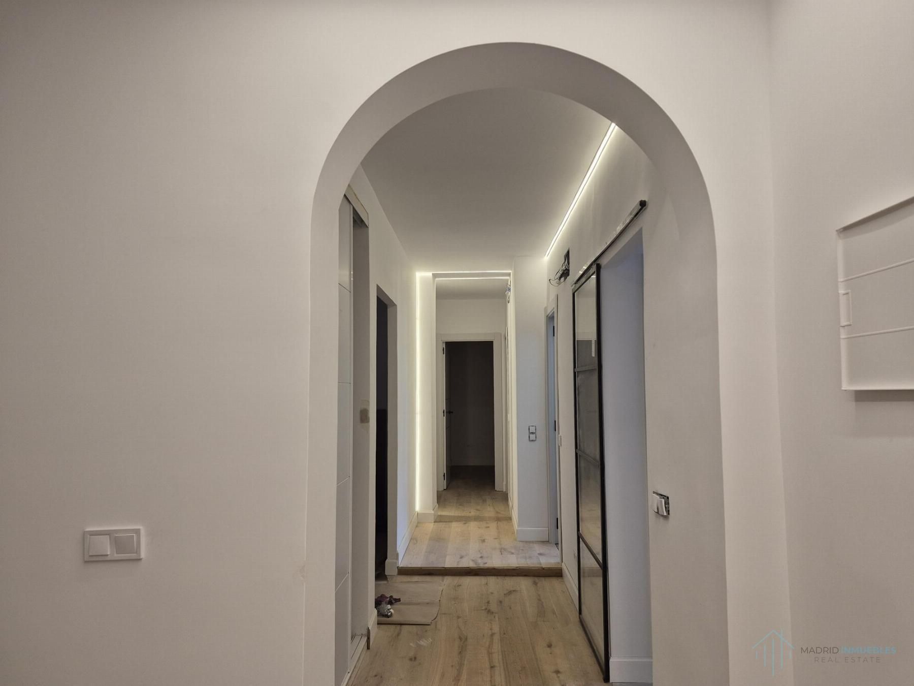 Piso en venta en  Madrid Capital con Aire acondicionado, Calefacción y Terraza