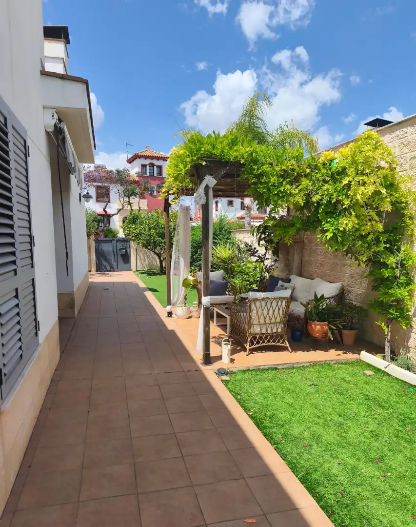 Terrassa de Casa o xalet en venda en Espartinas Pueblo