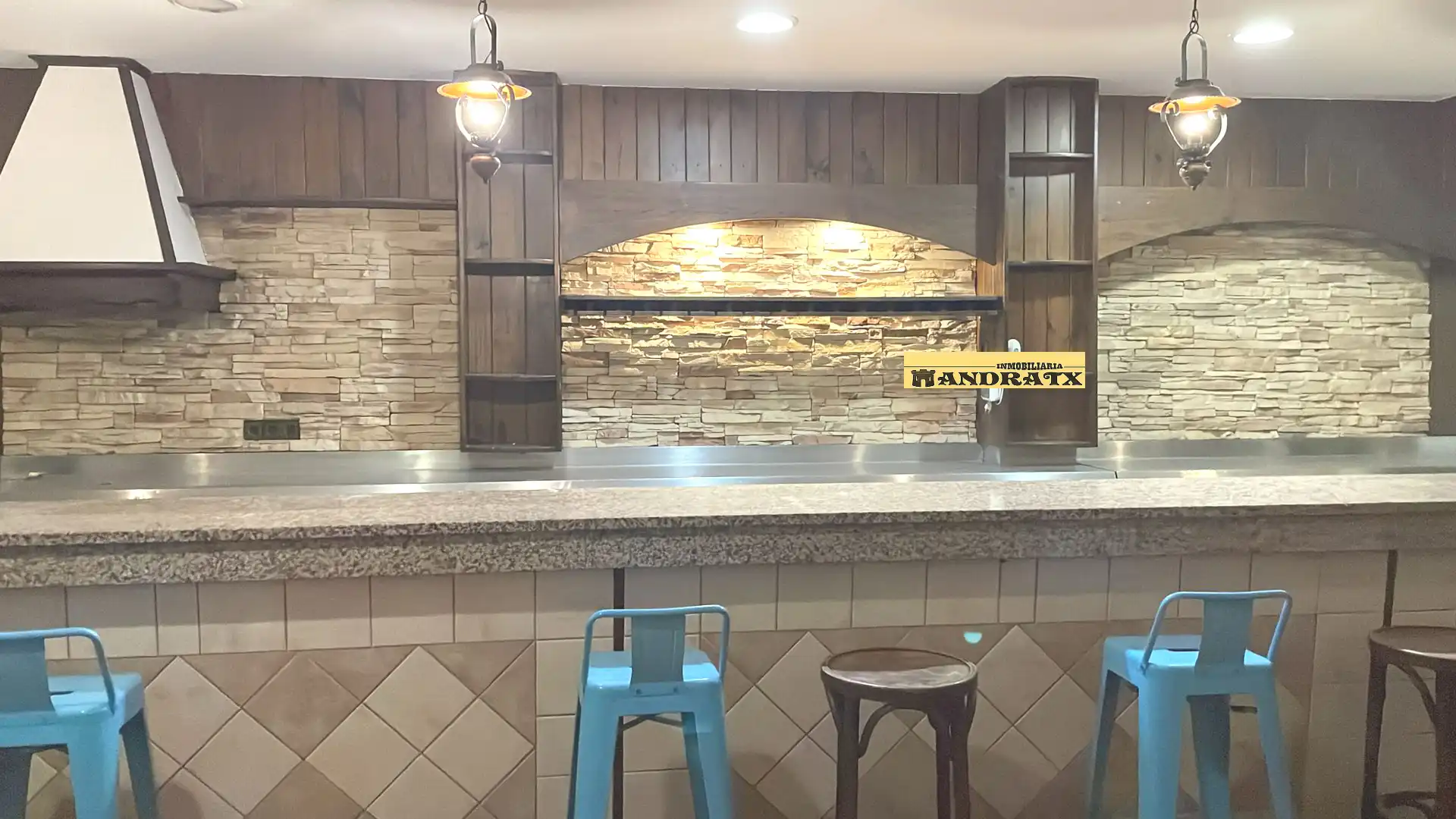 Local comercial en venda a Piñeiros- Freixeiro