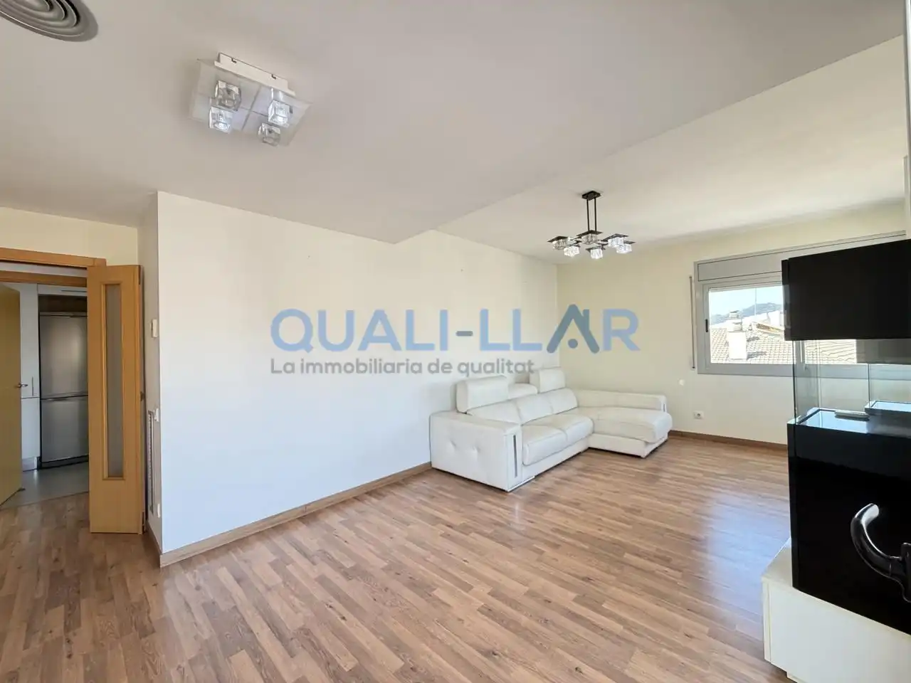 Sala d'estar de Pis en venda en Sant Feliu de Llobregat amb Aire condicionat, Parquet i Traster