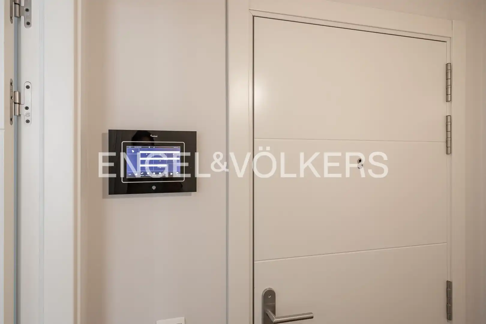 Flat for rent in Adelfas