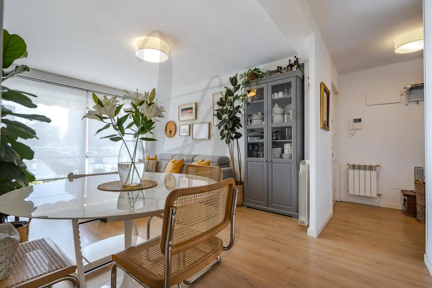 Flat for sale in Carril Del Conde, Canillas