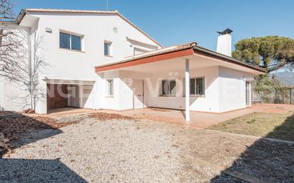 Vista exterior de Casa o xalet en venda en L'Ametlla del Vallès amb Terrassa