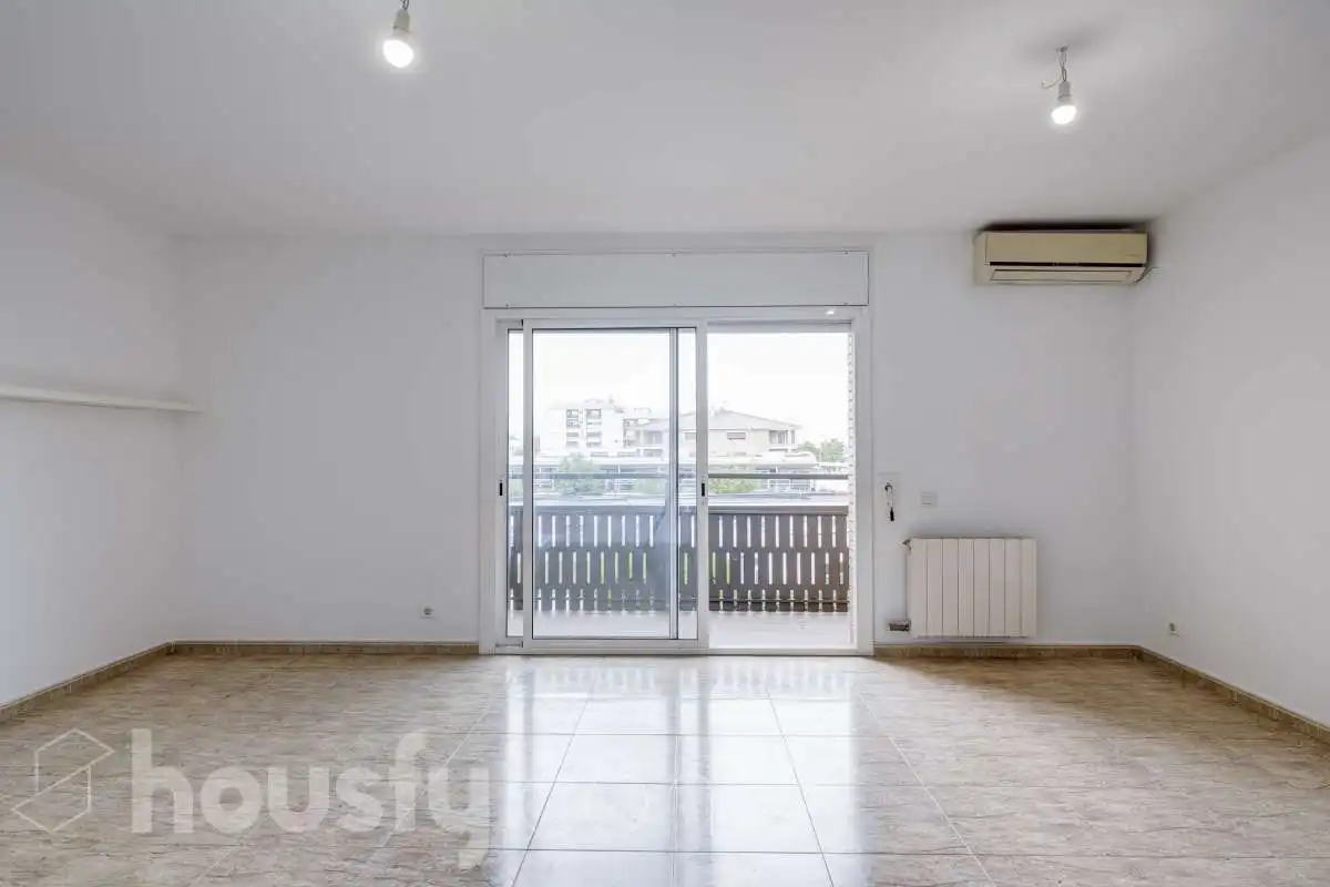 Sala de estar de Piso en venta en Pineda de Mar con Aire acondicionado, Terraza y Balcón