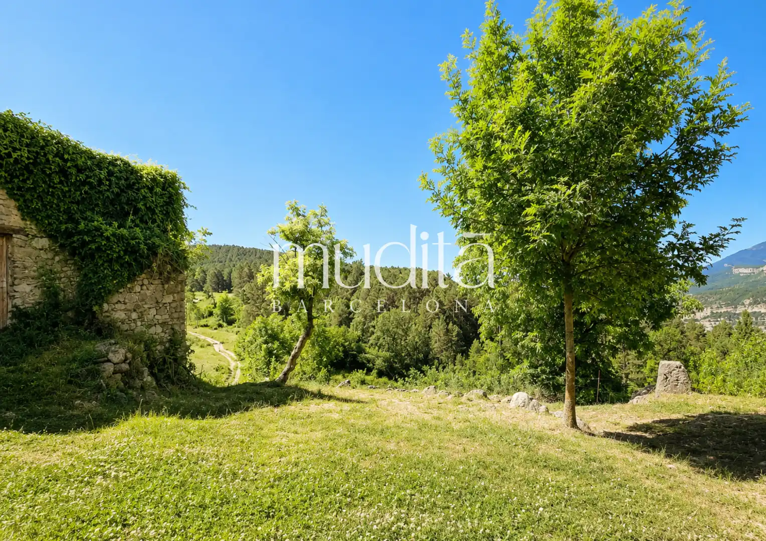 Jardí de Finca rústica en venda en Guardiola de Berguedà amb Calefacció i Terrassa