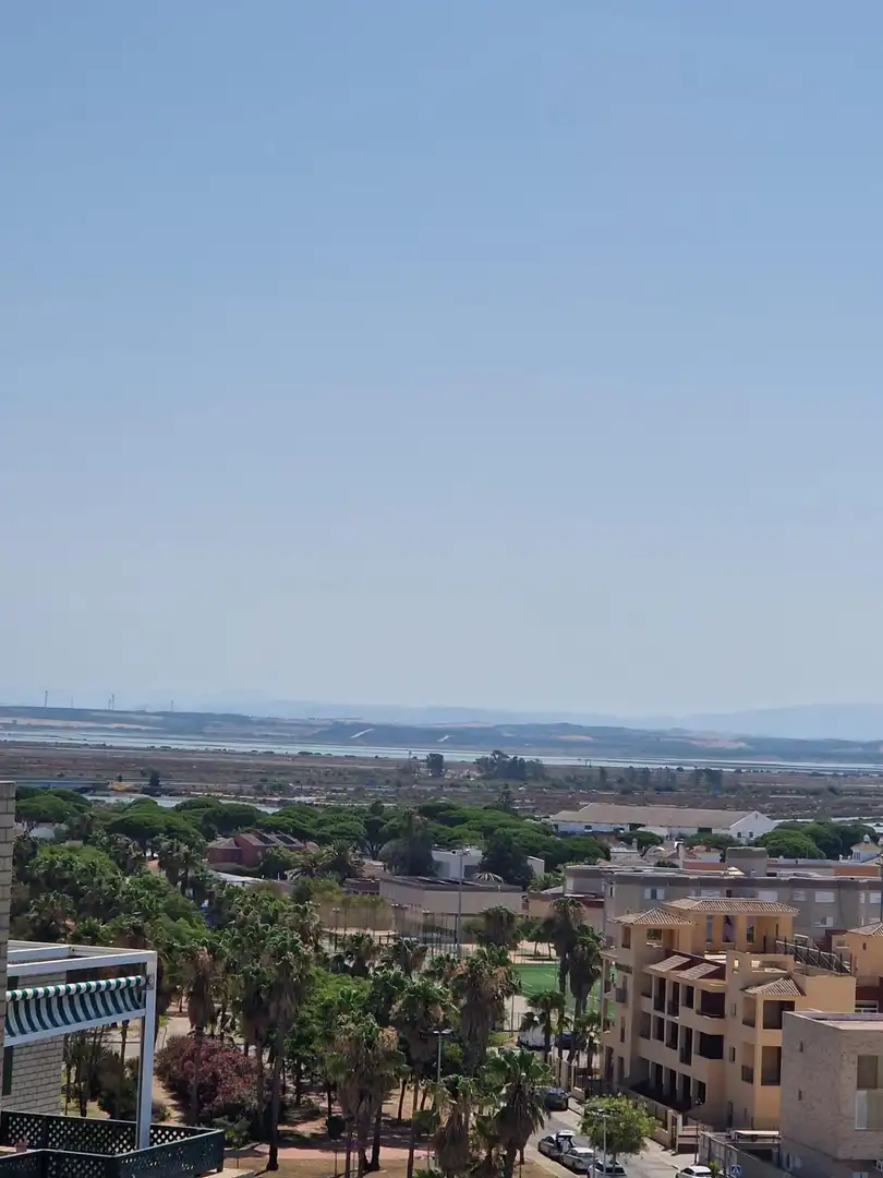 Flat with terrace for sale in Valdelagrana, imagen 26