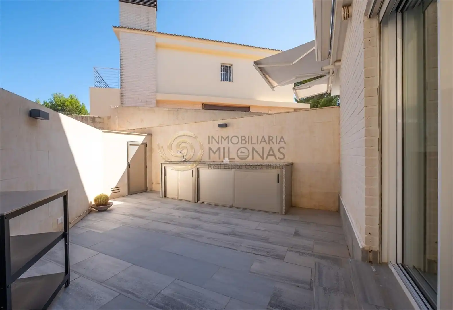 Terrassa de Casa o xalet en venda en L'Alfàs del Pi amb Aire condicionat, Calefacció i Jardí privat