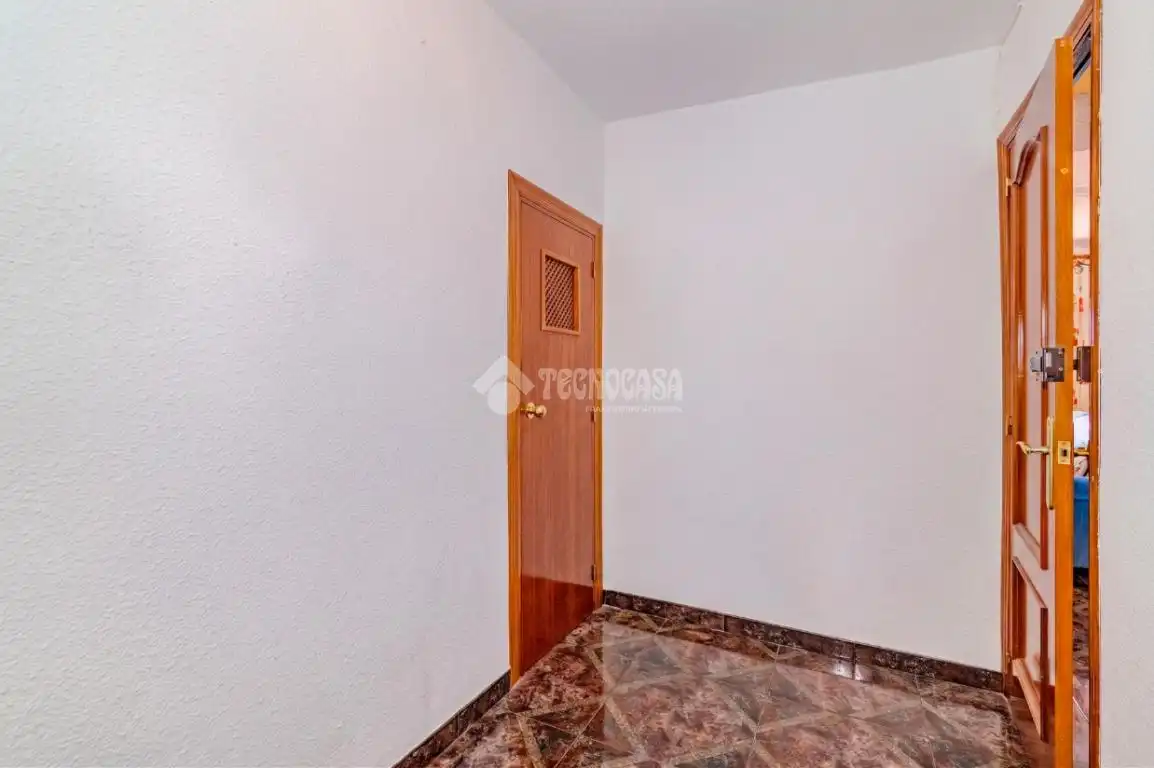 Pis en venda en Loja amb Traster