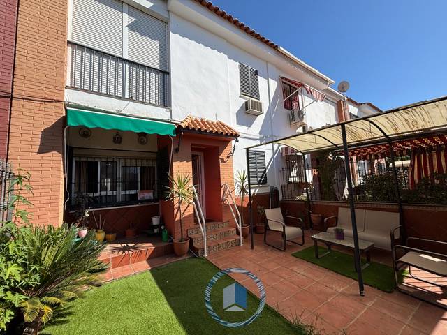 Casa adosada en Venta en Condequinto