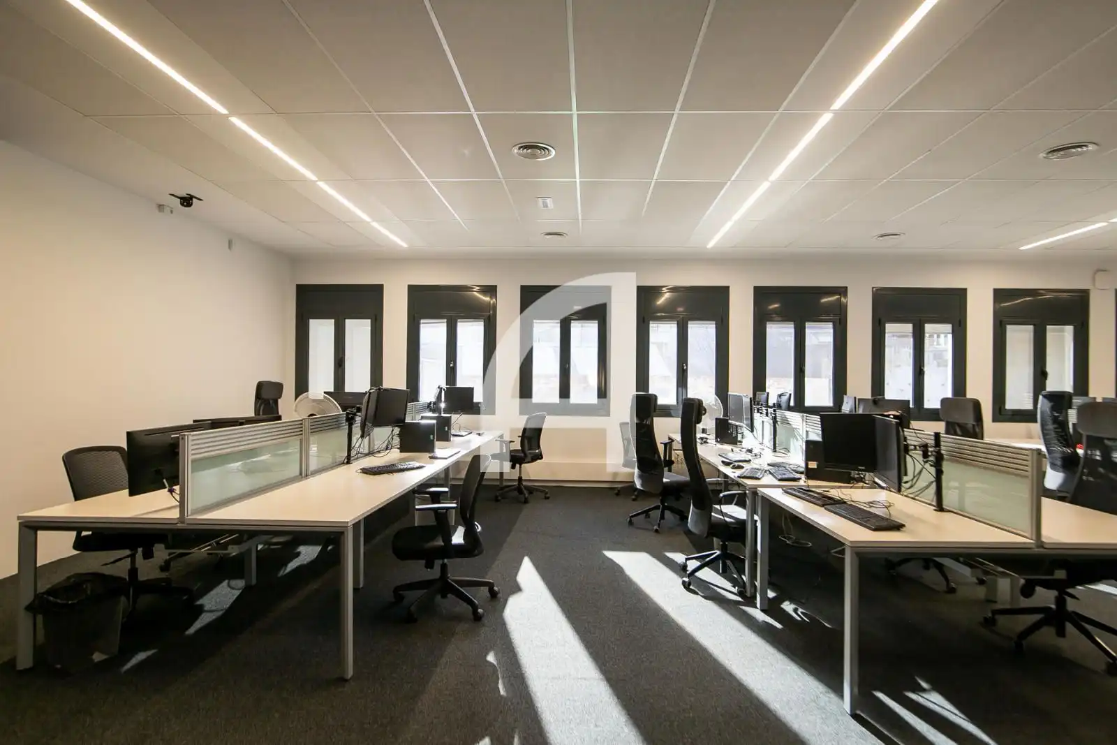Büro zur Miete in Barcelona mit Klimaanlage und Heizung