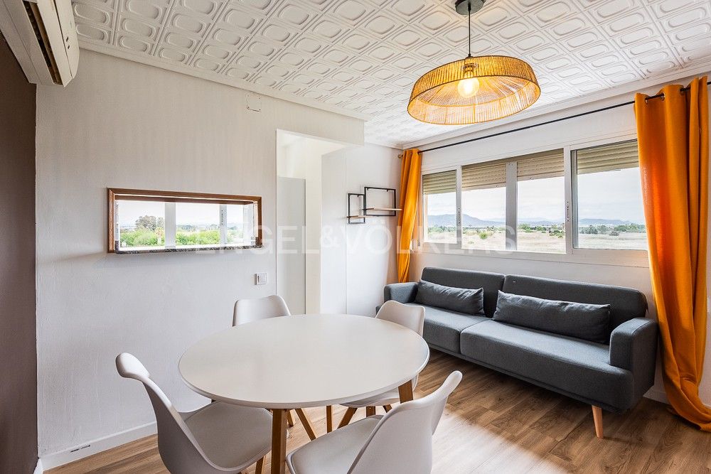 Living room of Apartment to rent in La Pobla de Farnals  with Air Conditioner, Heating and Parquet flooring