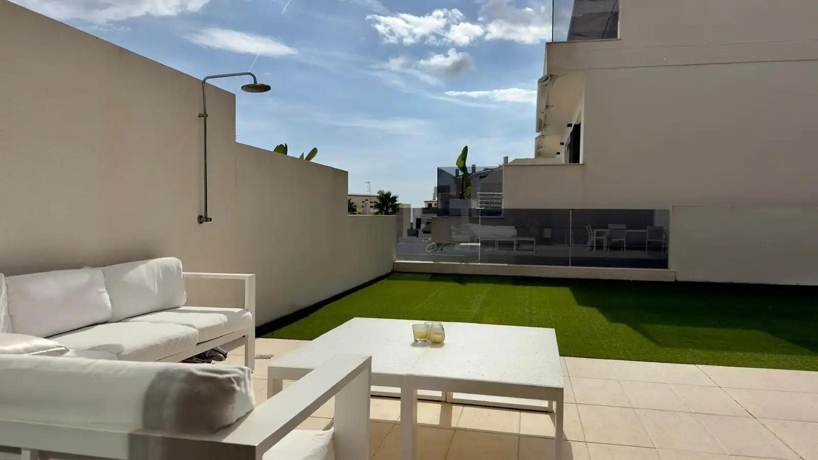 Casa o chalet de alquiler en Calle Londres, 9, Golf Bahía