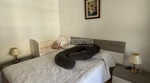 Foto 3 de Piso en venta en Av. de Pino Montano, Cruz Roja, Sevilla Capital