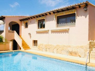Villa con balcone in vendita a Cala Advocat - Baladrar
