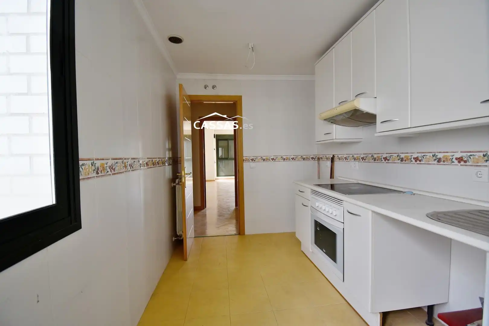 Kitchen of Flat for sale in Torrejón de Ardoz  with Heating, Parquet flooring and Storage room