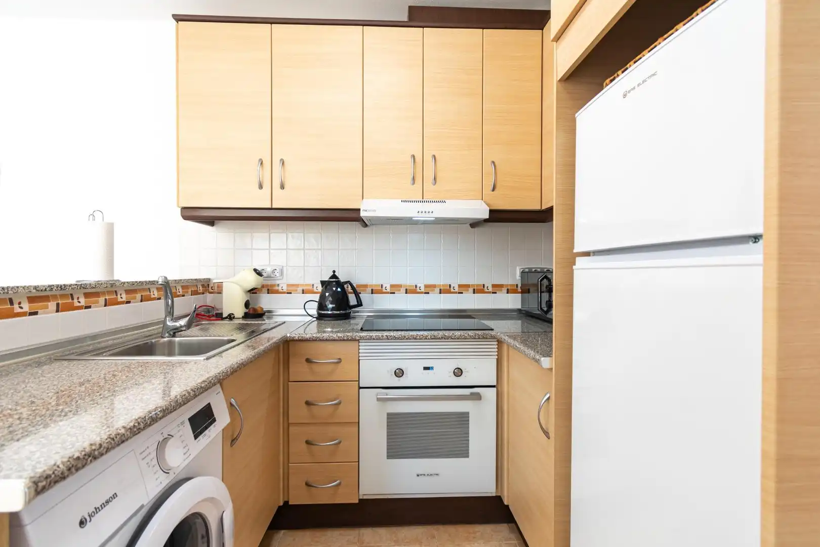 Cuina de Apartament en venda en Águilas amb Aire condicionat, Terrassa i Moblat