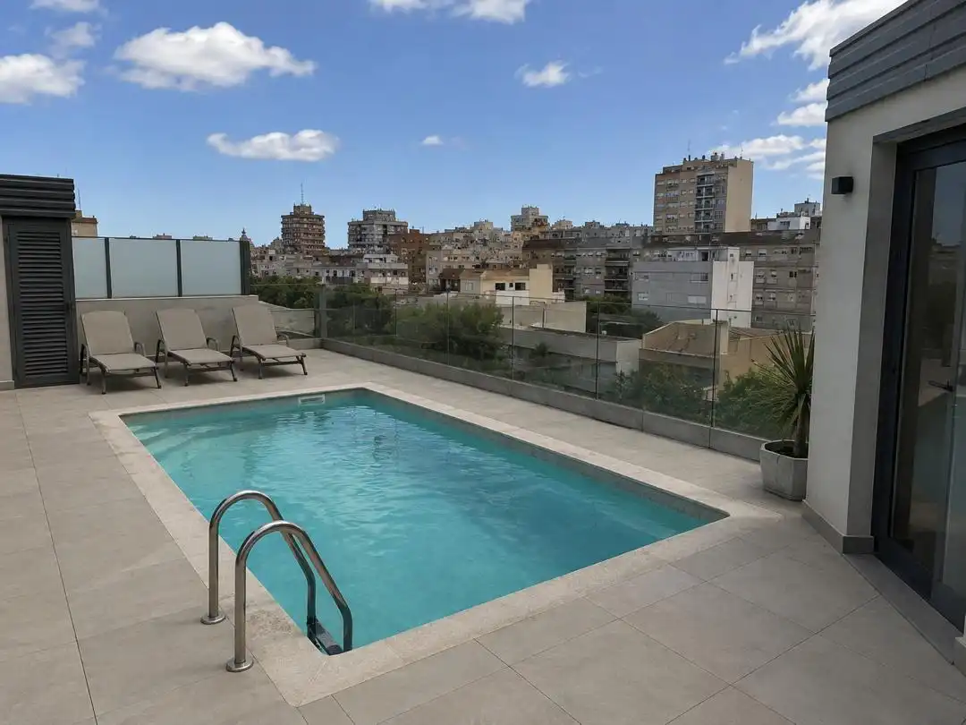 Piscina de Piso en venta en Barcelona con Aire acondicionado, Calefacción y Parquet