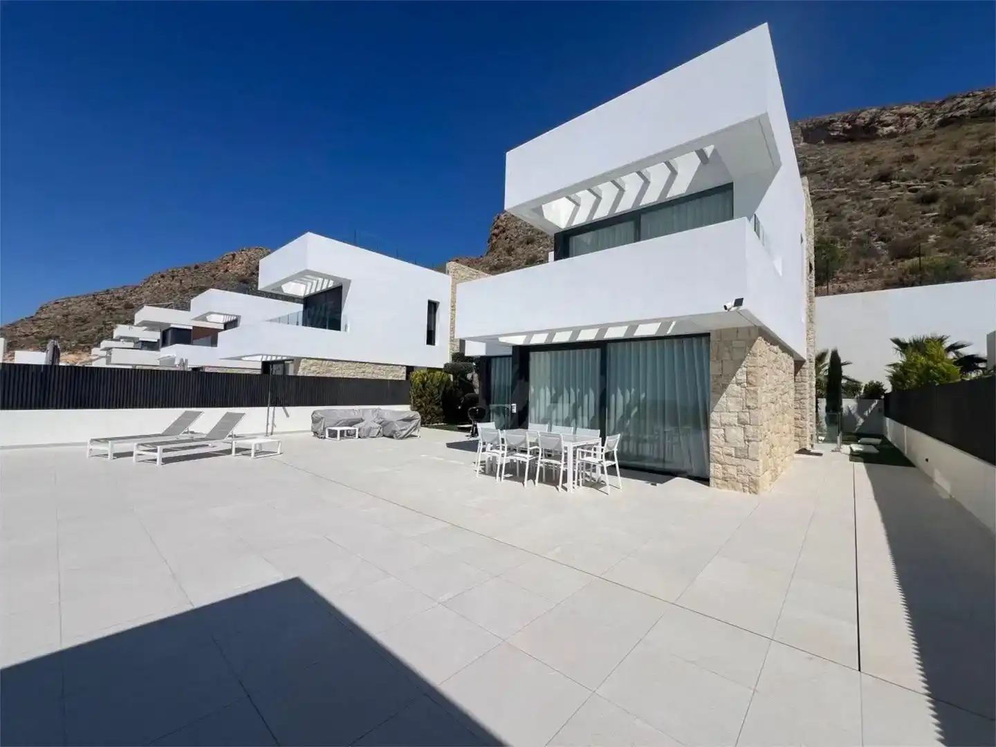 Terraza de Casa o chalet de alquiler en Benidorm con Aire acondicionado, Jardín privado y Trastero