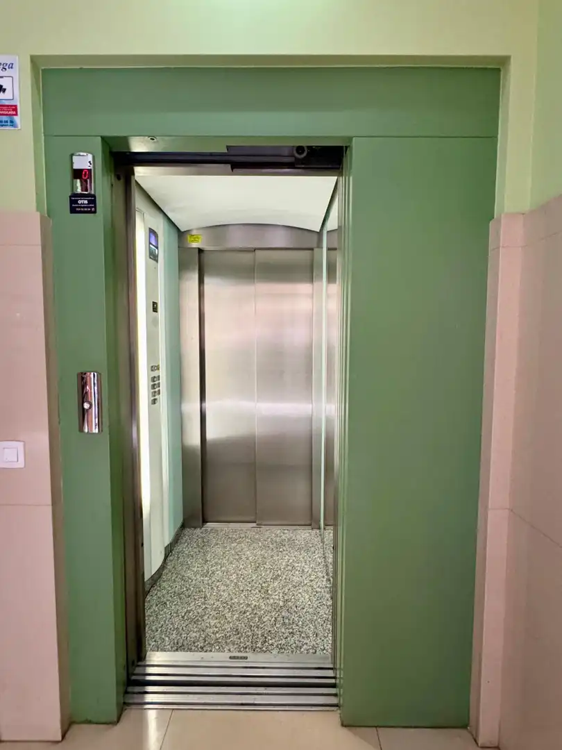 Wohnung zur Miete in Gijón - CL ELADIO CARREÑO, Barrio del Centro