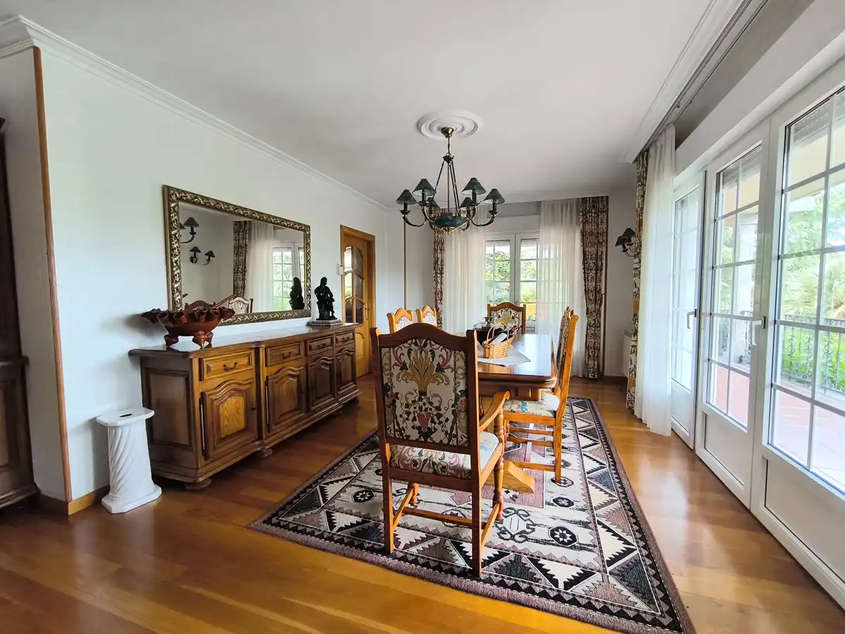 Comedor de Casa o chalet en venta en Vilagarcía de Arousa con Calefacción, Jardín privado y Parquet