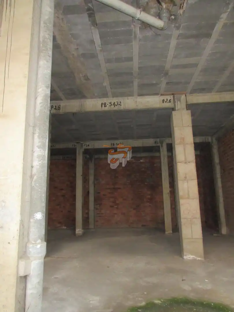 Local comercial en venta en A Malata - Catabois - Ciudad Jardín, imagen 3